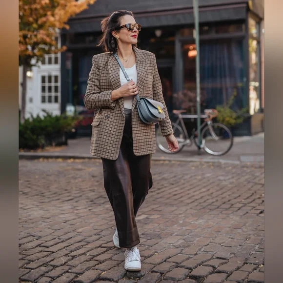 🔥Last 2🔥MANGO Faux leather pants - Picture 12 of 13